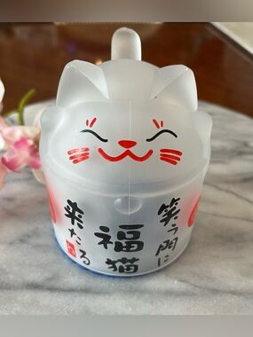 Maneki-neko “topsy-turvy" or "reversible" Frosted Lucky Cat Mug Cup Japan